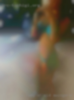 A lady old swingers naked or couple that like good sex.