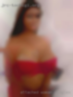 Attached woman just looking singles nude women to have fun.