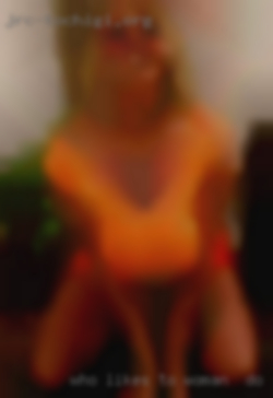 Who likes to chat and have woman to do threesome fun.